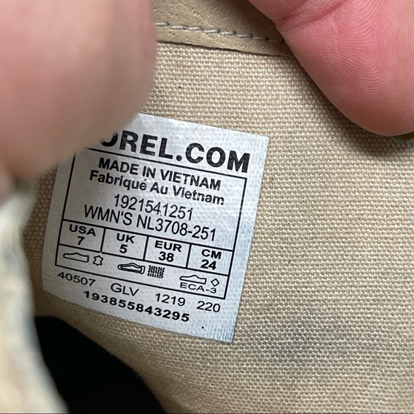 Sorel WOMEN'S CATE™ BUCKLE BOOTIE in Sand Tan size 7 - Picture 7 of 8